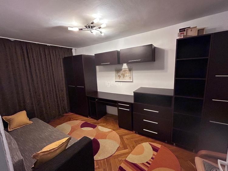 Închiriere apartament  2 camere  - 7