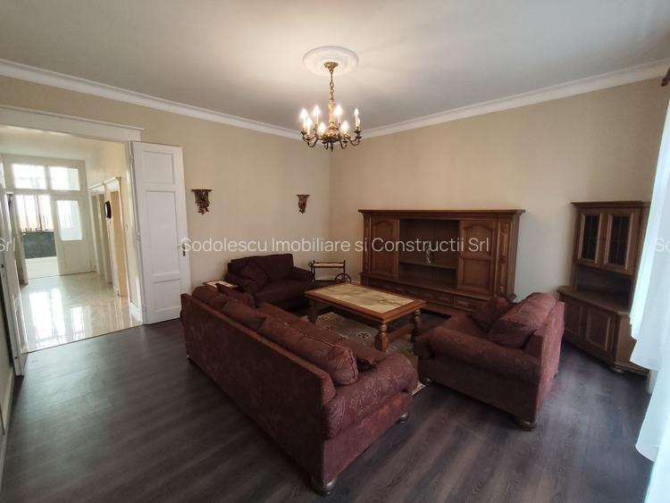 APARTAMENT 3 CAMERE ZONA SINAIA - 2