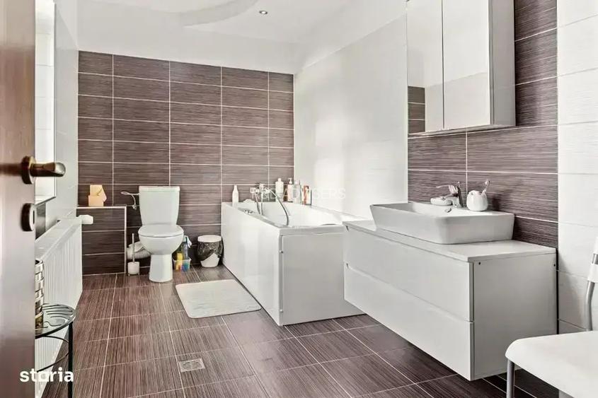 Casa Superba 6 Camere  de 300 mp | 1000 mp Curte | Gradina Amenajata - 4