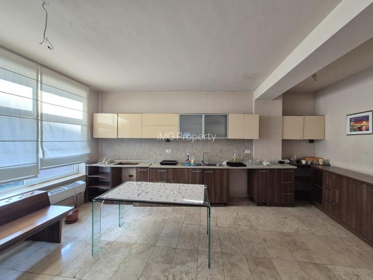 Vila spatioasa P+3E+M, curte 500mp, Herastrau-Ambasada China - 13