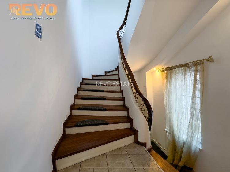 Victoriei -  Berzei |Vilă interbelică | 5 camere | 190mp | Curte | Comision 0% - 10