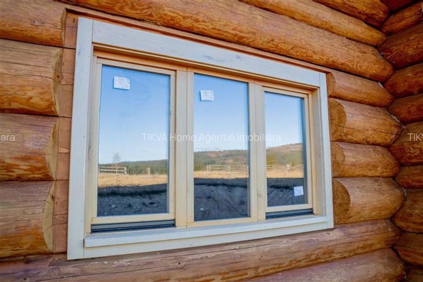 Casa din lemn rotund (Izvoru Muresului, str. Garii) - 4