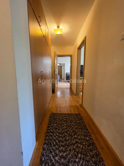 4camere vis a vis de parcul Tabacariei 89mp - 21