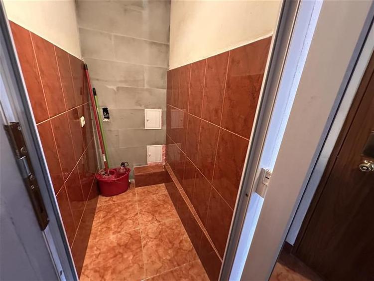 Decomandat, etaj intermediar, mobilat si utilat Iulius Mall