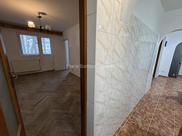 2 cam,decomandat,parter cu balcon, 53 mp,Primaverii,pretabil spatiu  comercial - 6