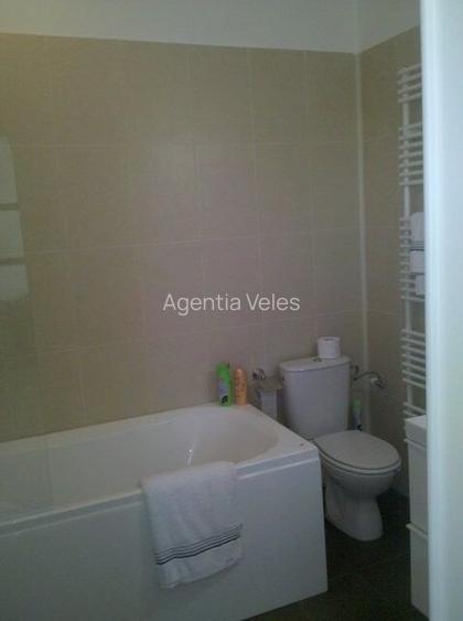 BANEASA- zona Jandarmeriei Vila 6 camere mobilata,utilata - 14