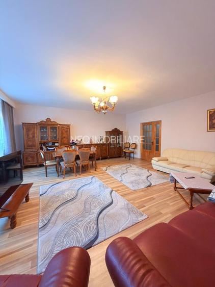 Vilă Spațioasă cu 5 Camere - 360.000 euro- Zona Girocului - 3