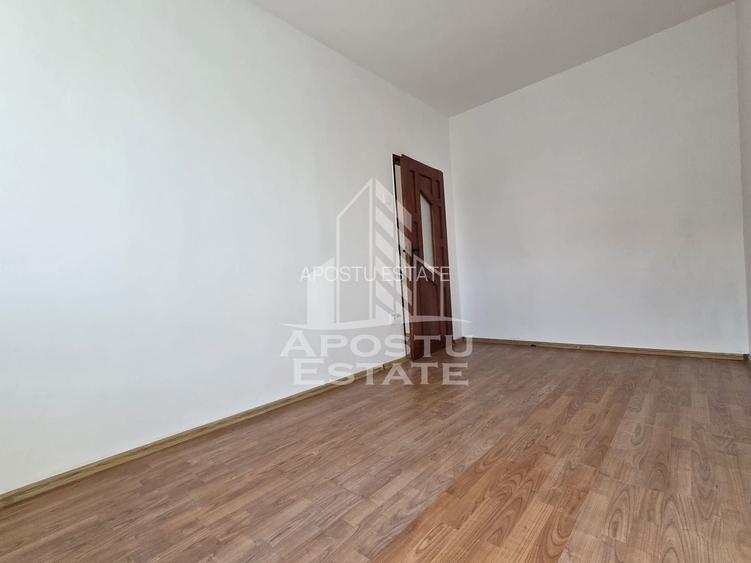 Apartament 2 camere semidecomandat, Gradiste 37 mp - 3