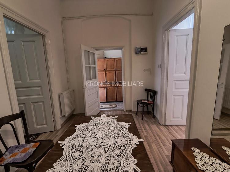 UNIVERSITATE CASA DE CARAMIDA CU 2 CAMERE 176 MP PRET 220000 EURO - 3