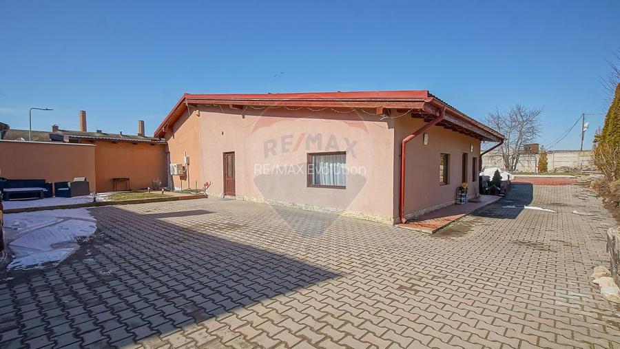 Comision 0 | Casă eficientă energetic, cu piscină, foișor și garaj - 19