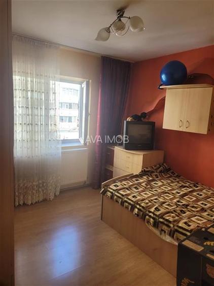 Apartament 3 semidecomandat, zona Orizont - 10