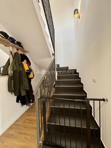 Giroc-zona Planetelor, 2 fronturi stradale, P+1E - 6