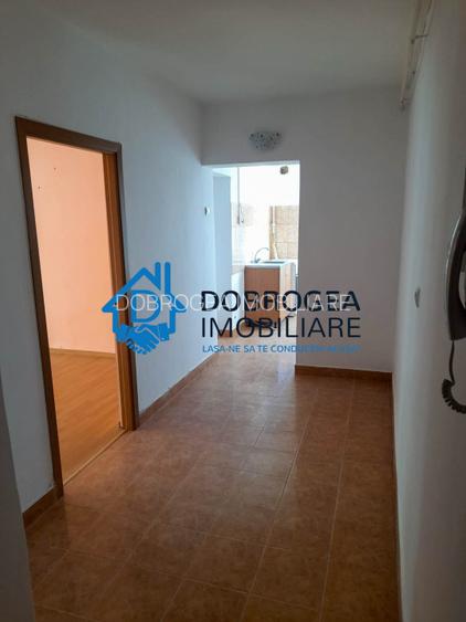 APARTAMENT 2 CAMERE NEMOBILAT,CENTRALA GAZ - 2