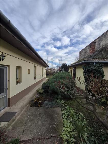 Oportunitate in Timisoara - 880mp teren - doua case - ideal  locuinta - investit - 6