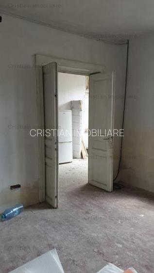 Casa 4 camere, zona Centrala, constructie caramida - 7