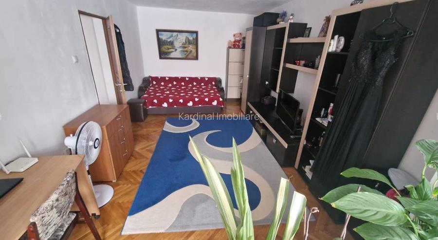 Apartament 2 camere decomandat etajul 1 zona  Judetean - 2