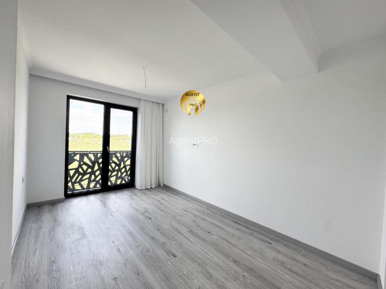 Vila Individuala P+1+M in Complex Nou - 235mp teren - 14