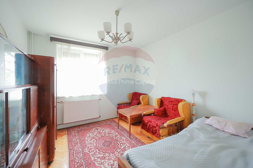 Apartament cu 3 camere, de vânzare în zona Rogerius - 9