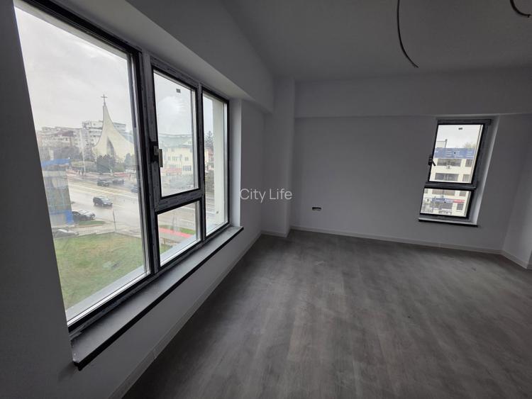 Spatiu birou 2 camere NUEVA Nicolina - 10