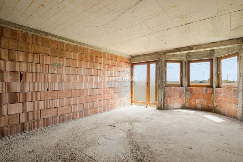 Casă / Vilă nouă de vânzare, la roșu, 5 camere, 225mp, Fântânele, Arad - 8