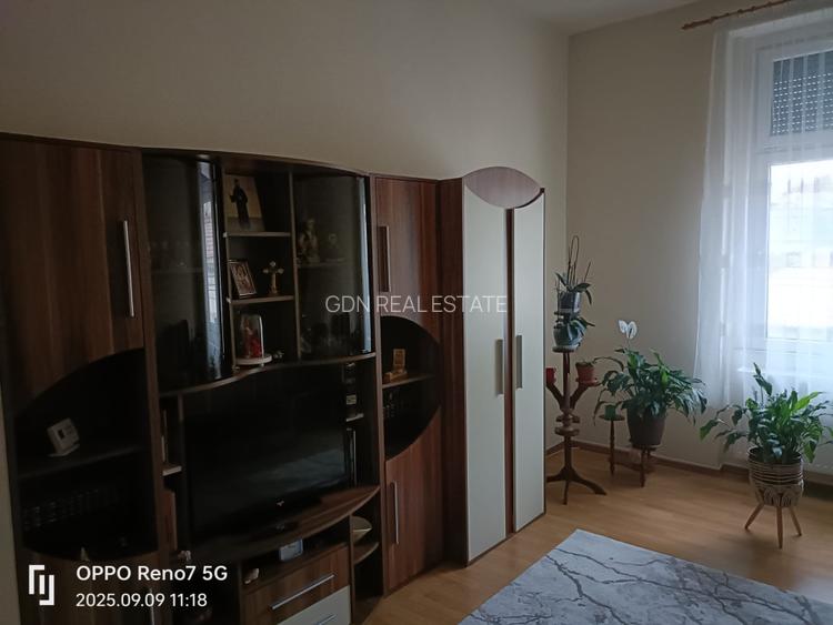 Casă de vânzare în Reghin zona centrală. - 3