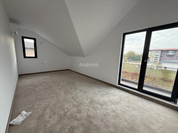 Vilă contemporană , finalizată în 2024, situată pe o stradă privată. - 10