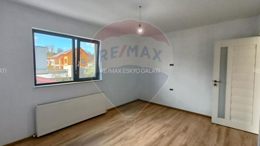 Casă de vânzare | 155 mp | 321 mp teren Zonă Port - Galați - 10