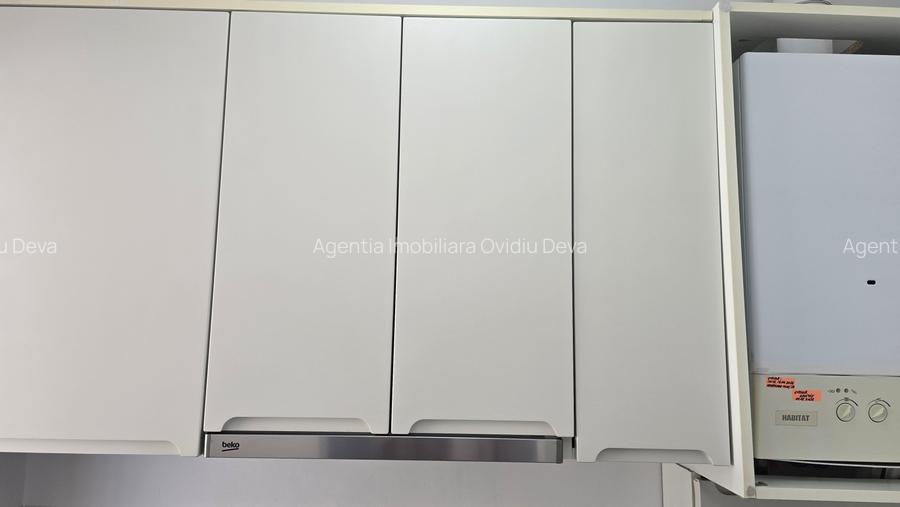 Vand garsoniera in Deva, zona ultracentrala (langa Primarie),et 3, mobilata - 10