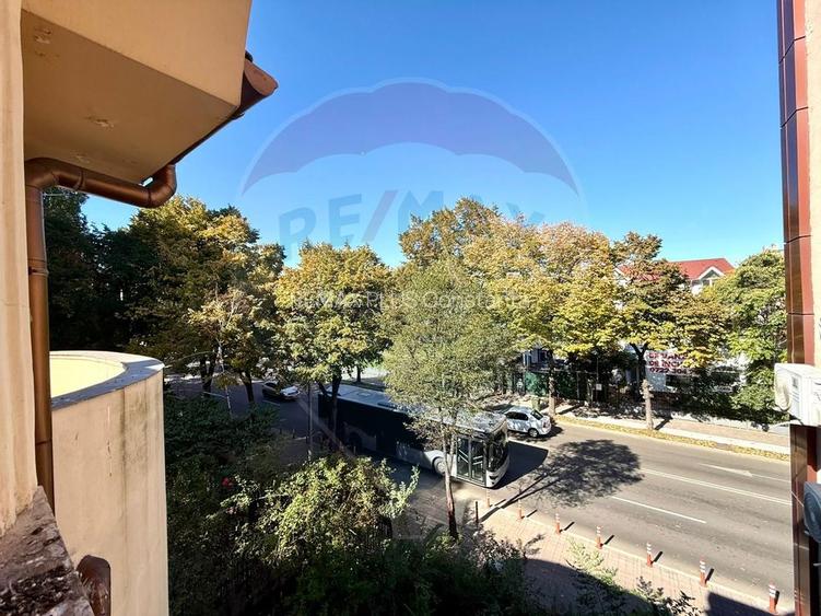 Casă / Vilă cu 5 camere de vânzare pe Bulevardul Ferdinand Constanta - 3