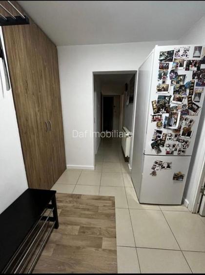 3camere- centrala proprie-metrou - 2bai-bloc 1 - 4