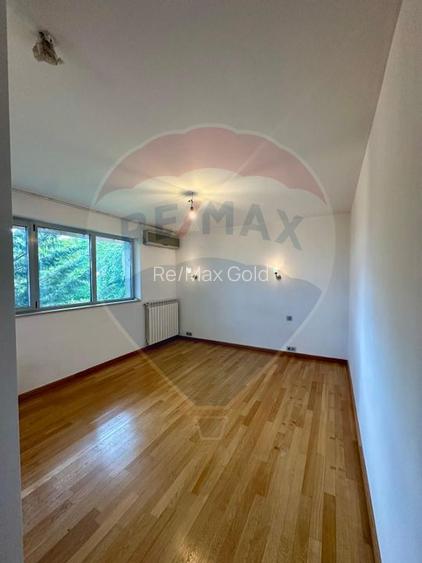 De vanzare apart. 3 cam,  vedere la lac,  în Tancabesti, comision 0% - 7