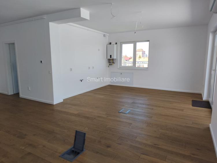 Penthouse 4 cam, terasa 78 mp, La Cheie, Doamna  Stanca-Selimbar - 16