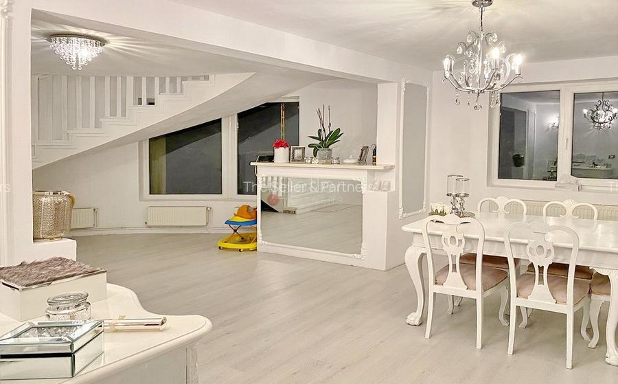 Proprietate compusa din 2 case - 3