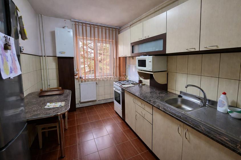 Apartament cu 3 camere, 2 băi, 3 balcoane, str Rapsodiei! - 3