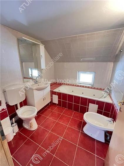 Casa individuala 8 camere 2 garaje 500 mp teren zona Selimbar - 13