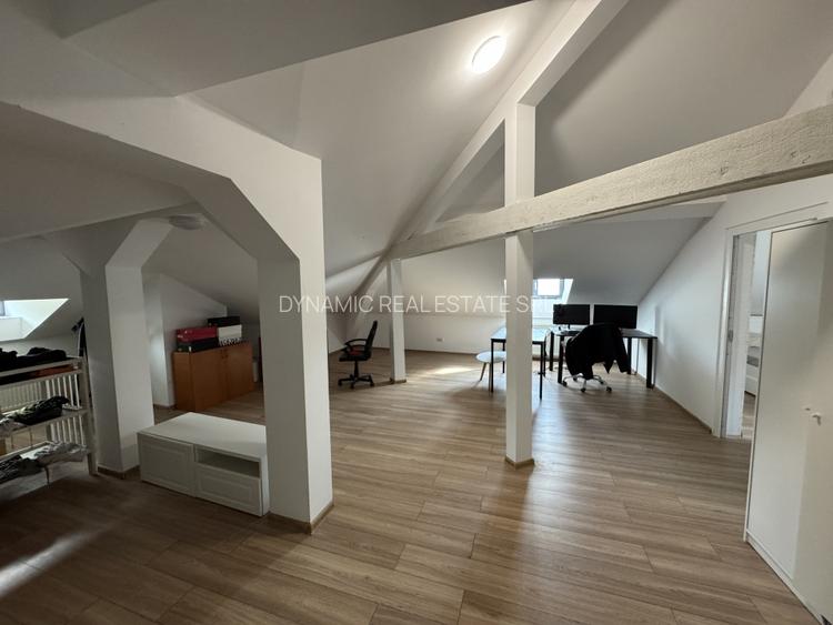 13 Septembrie  - Casa individuala - Renovata completa - Disponibila imediat - 17