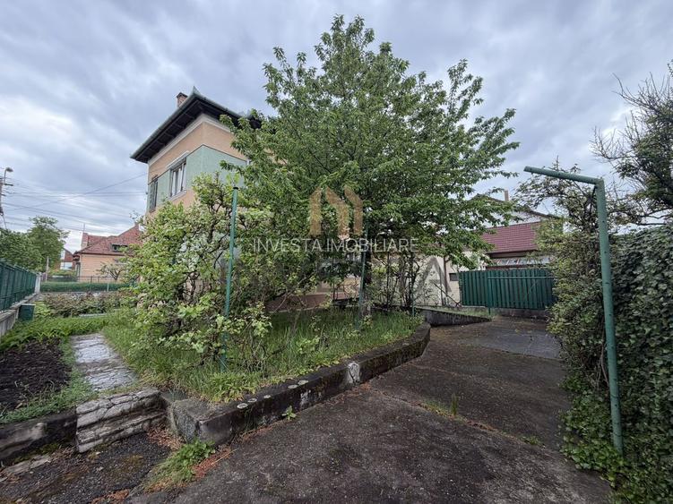 Casa spatioasa de vanzare cu front 27 ml in zona Andrei Muresanu - 2