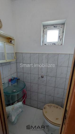 Casa spatioasa si curte zona Terezian - 12