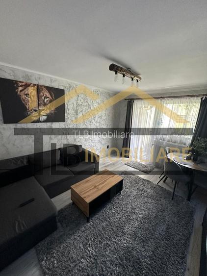 Apartament de 3 camere, 55mp, Zona Strazii Bulevardul 1848 - 3