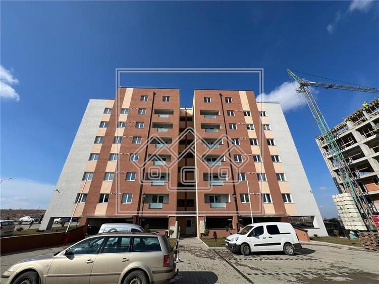 Ap. decomandat, 3 camere, logie 13,4 mp, bloc nou, lift