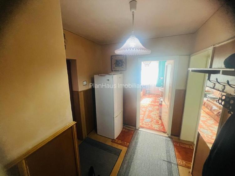 Vintage apartament  3 camere , Iuliu Maniu  ,zona excelenta etaj 3  - 13