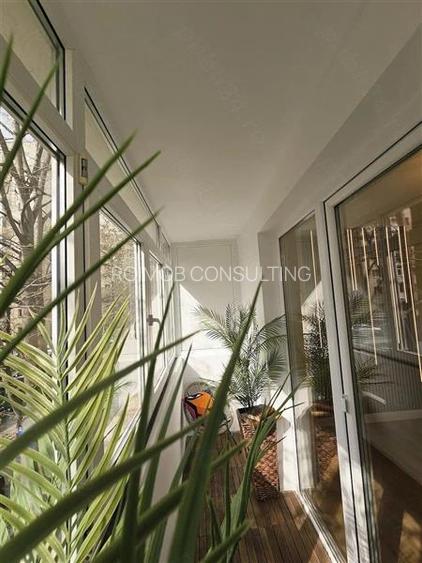 Piata Victoriei, apartament 2 camere renovat, etajul 1/10 - 4