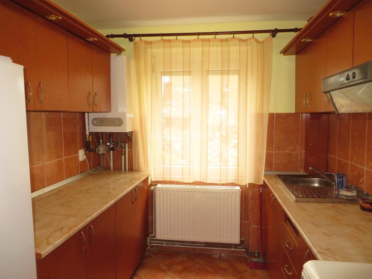 Apartament cu 2 camere de inchiriat etaj 1, zona centrala - 8