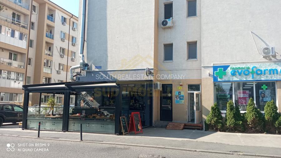 Spatiu Comercial  90mp+terasa 67mp Mall La strada - 13