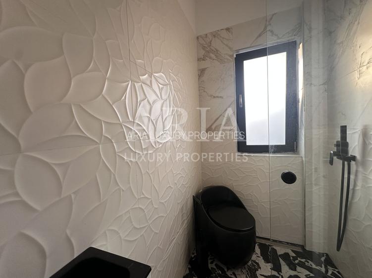 BELAIR LAKE - Penthouse duplex - LAKEFRONT - - 28