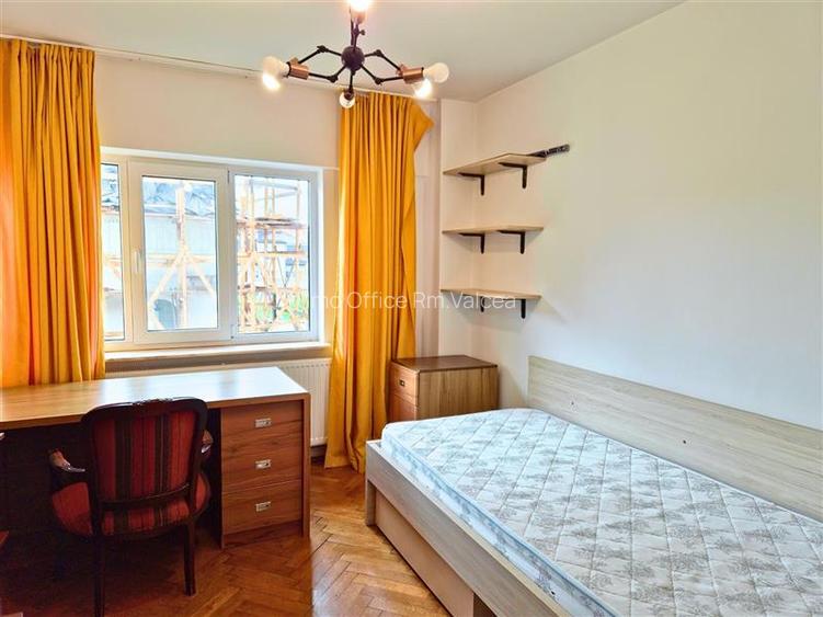 APARTAMENT DE INCHIRIAT IN CENTRU - 4 CAMERE - 10