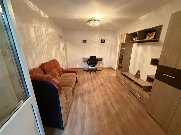 Apartament 2 camere, 45mp, zona Sud - mobilat - utilat - etaj 3 - 4