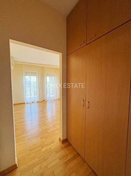 Casa cu curte si garaj dublu// Pipera// semimobilata - 11