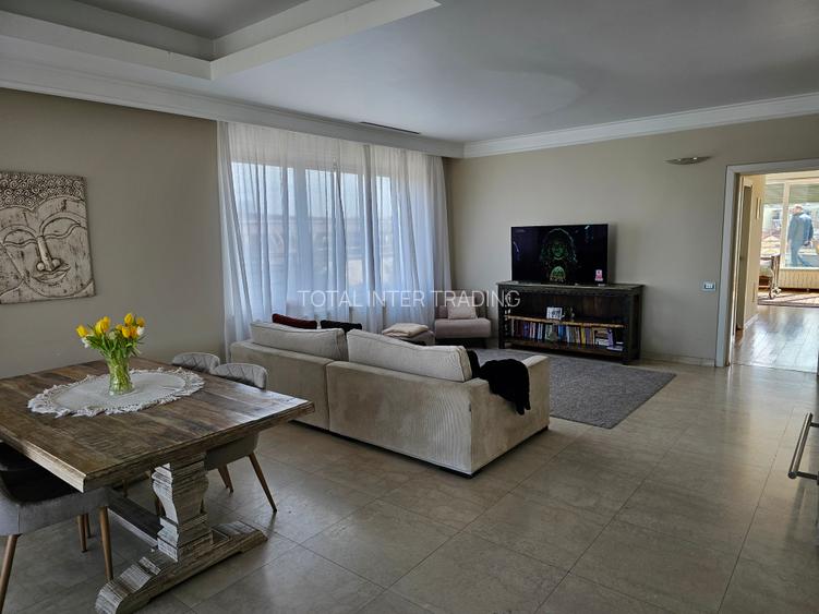 Herastrau-Cotrus-Penthouse 3/3-lift dedicat,parcare subsol,132 mp +terase 260 mp - 11