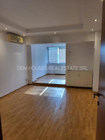 Duplex superb,bloc monolit stradal pe Bulevardul DECEBAL,vedere libera pe sud - 2